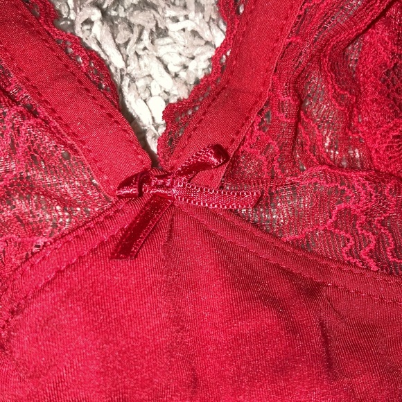 Ruby red floral bralet - Picture 3 of 5